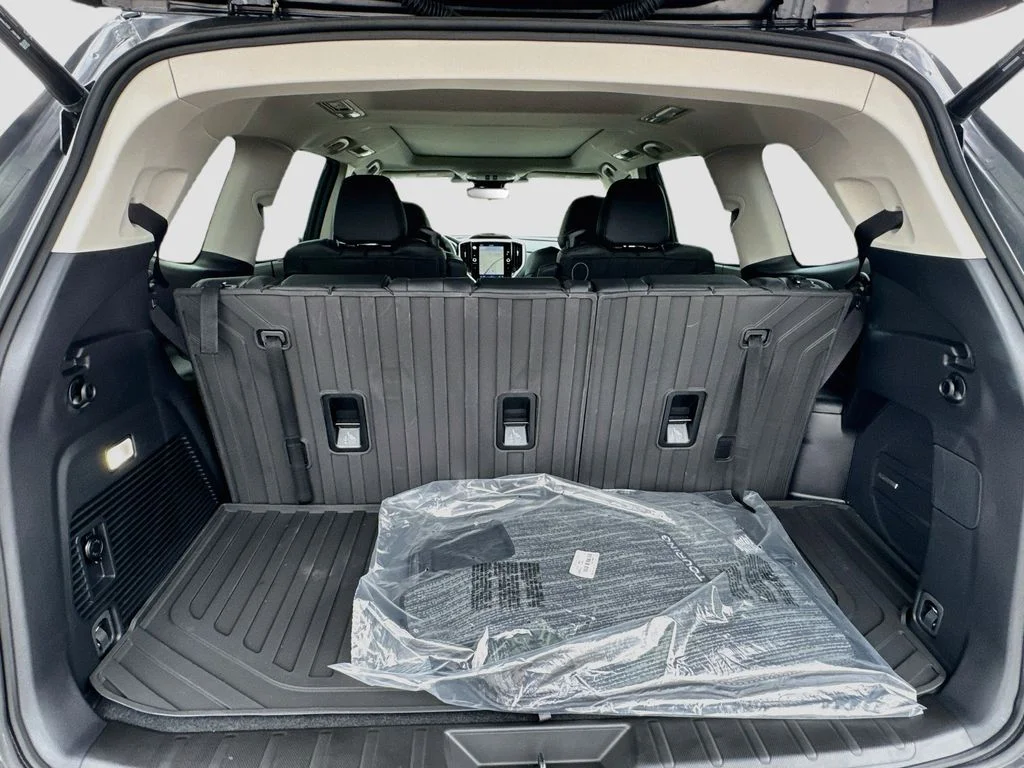 2026 Subaru Ascent Touring - Photo 33