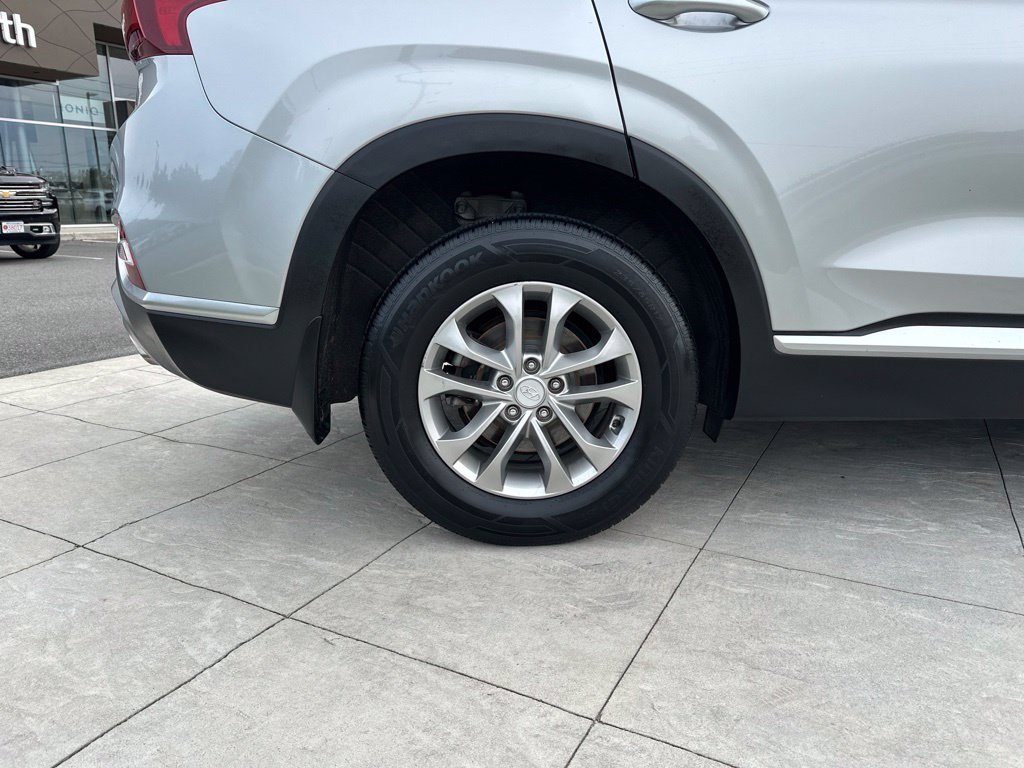 2020 Hyundai Santa Fe SEL - Photo 16