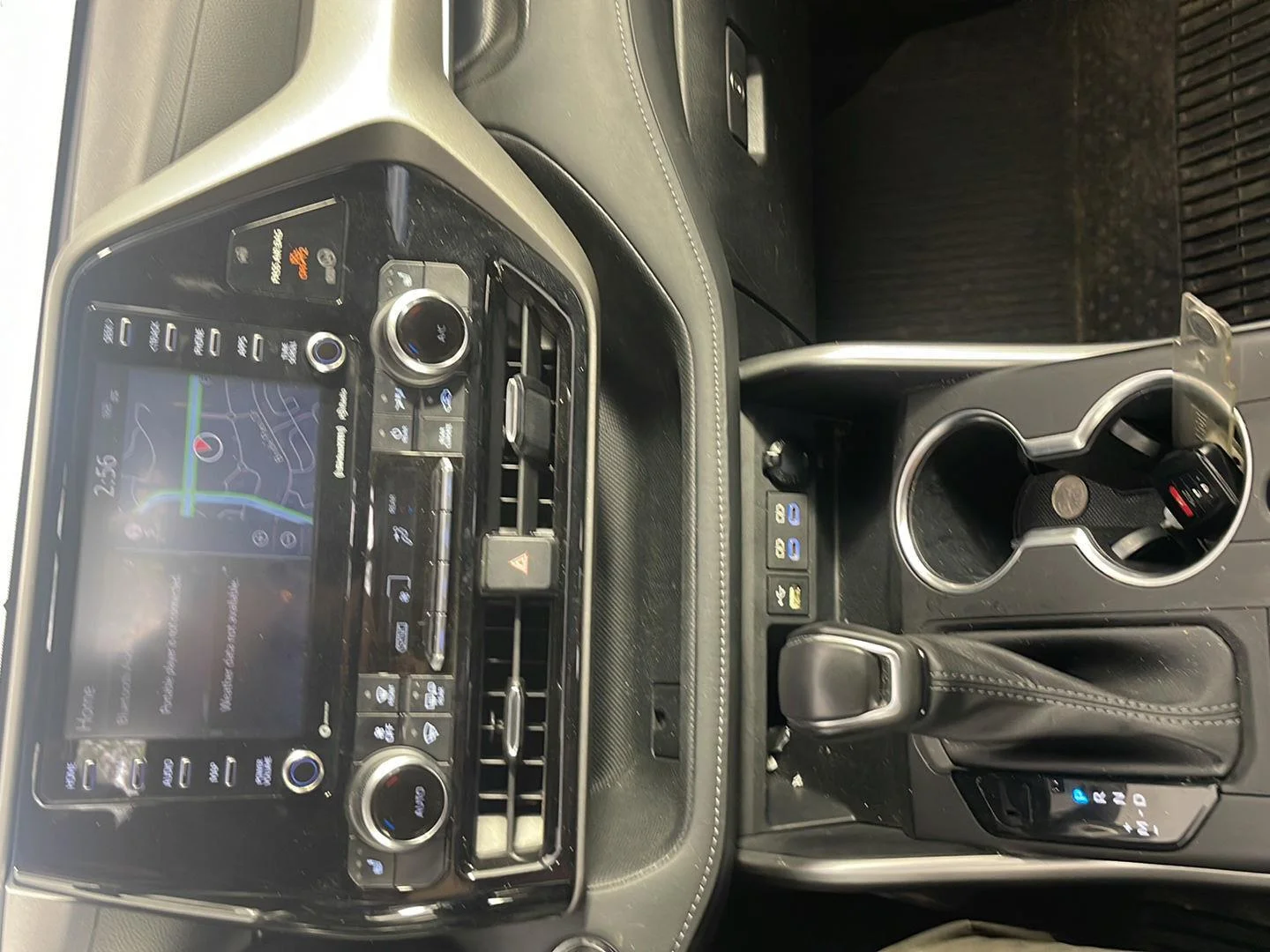 Used 2022 Magnetic Gray Metallic Toyota XLE image 21