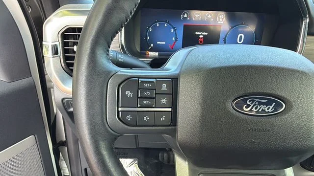 Used 2024 White Ford Lariat image 23