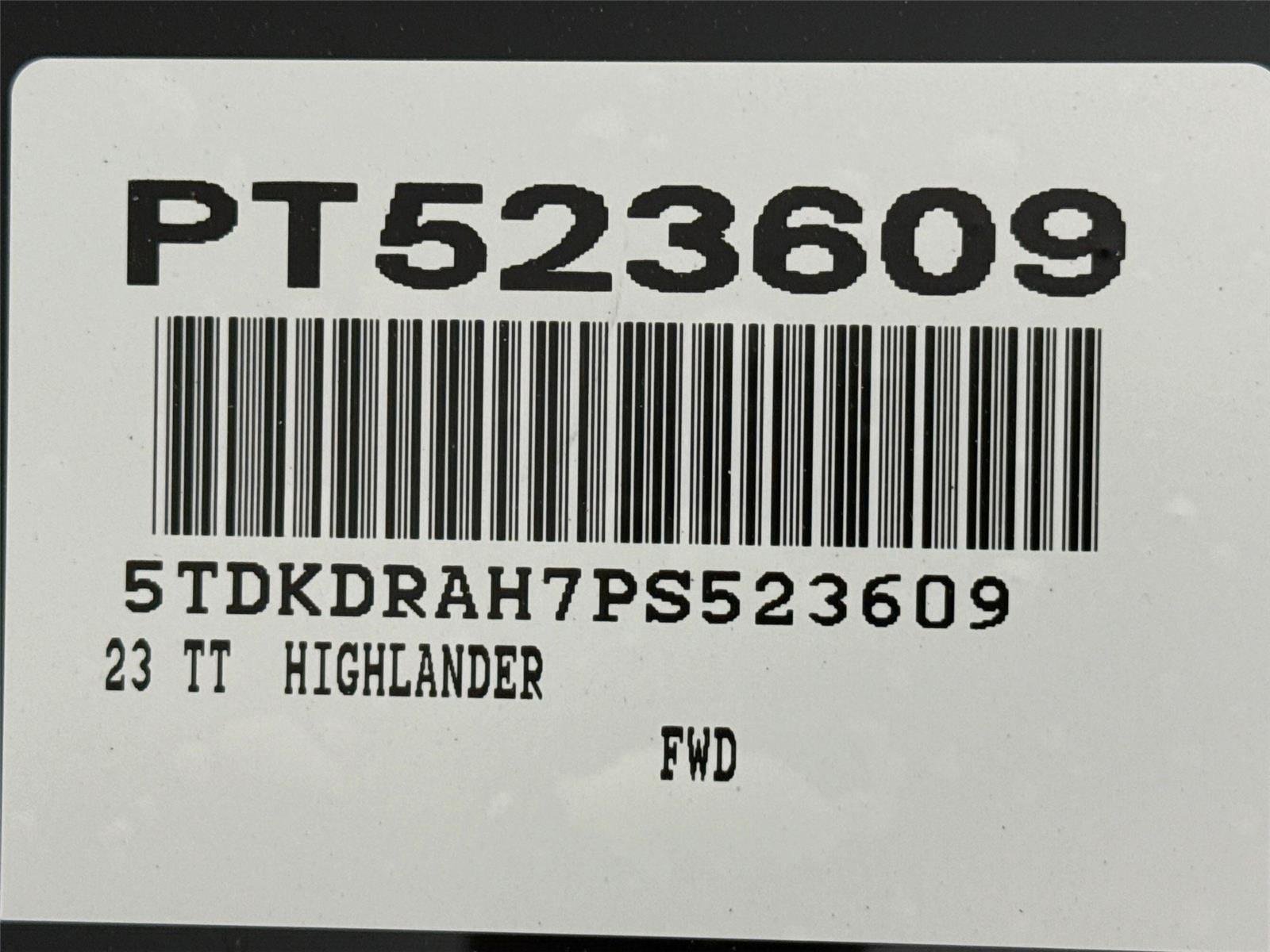 2023 Toyota Highlander L - Photo 41