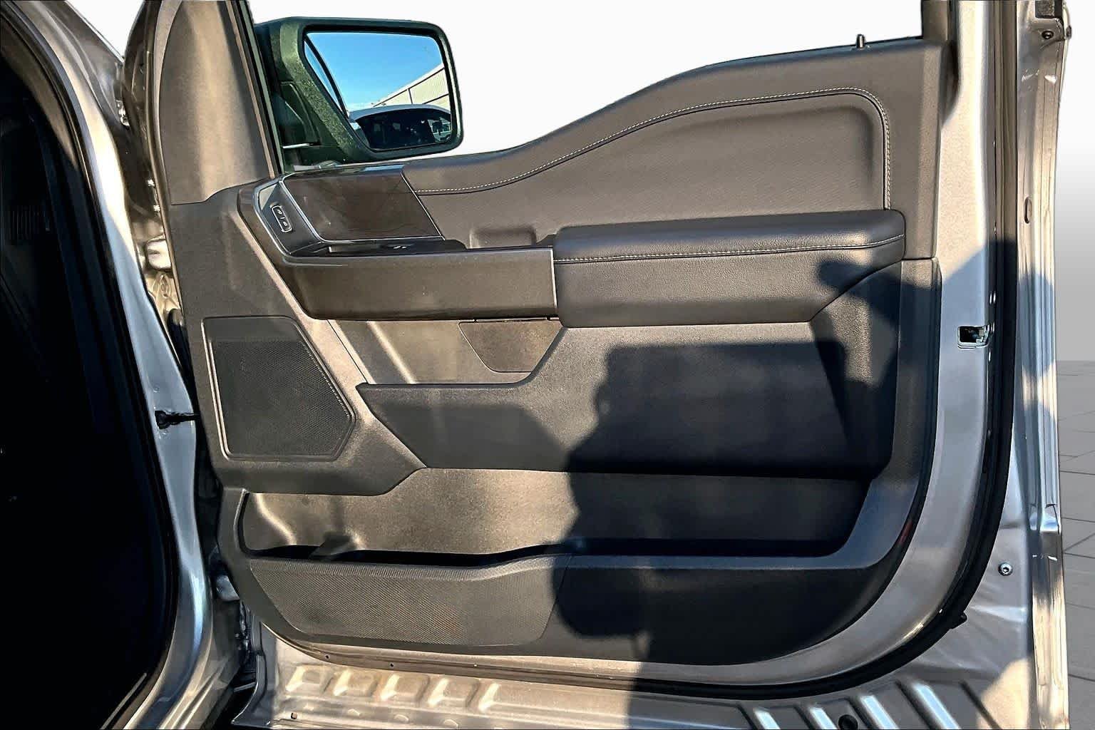 Certified Used 2023 Iconic Silver Metallic Ford XLT image 23