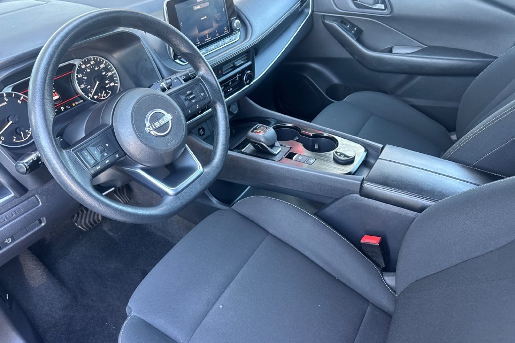 Used 2024 Silver Nissan S image 12