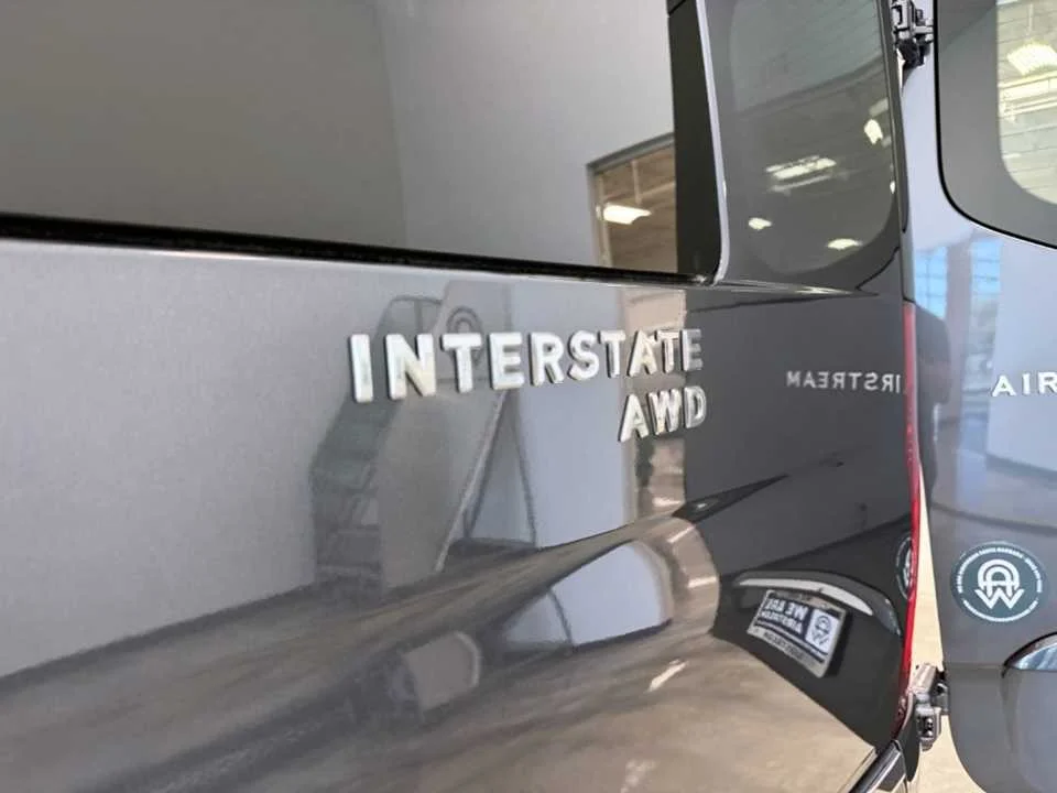 New 2025 Tenorite Gray Metallic AIRSTREAM  image 47