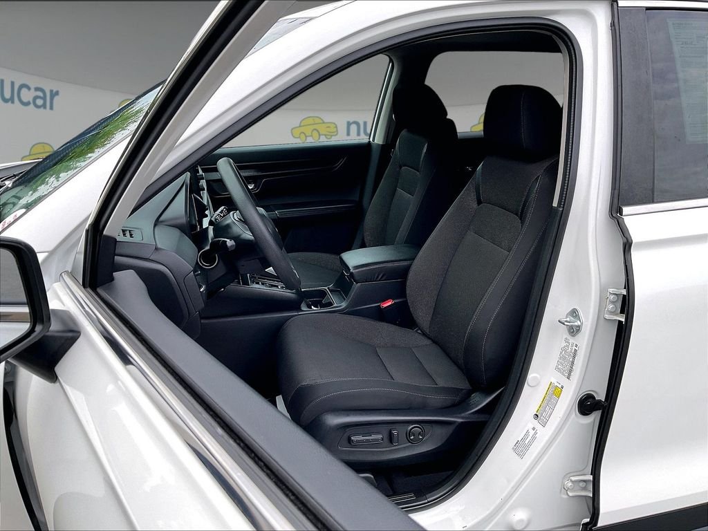 Used 2025 White Honda EX image 10