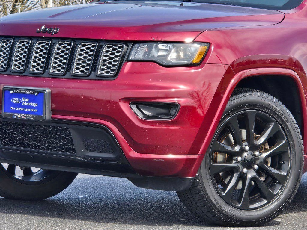 Certified 2019 Jeep Grand Cherokee Altitude with VIN 1C4RJFAG3KC671361 for sale in Plano, IL