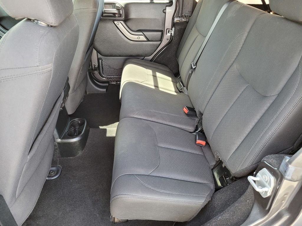 Used 2018 Gray Jeep Unlimited Sport image 12