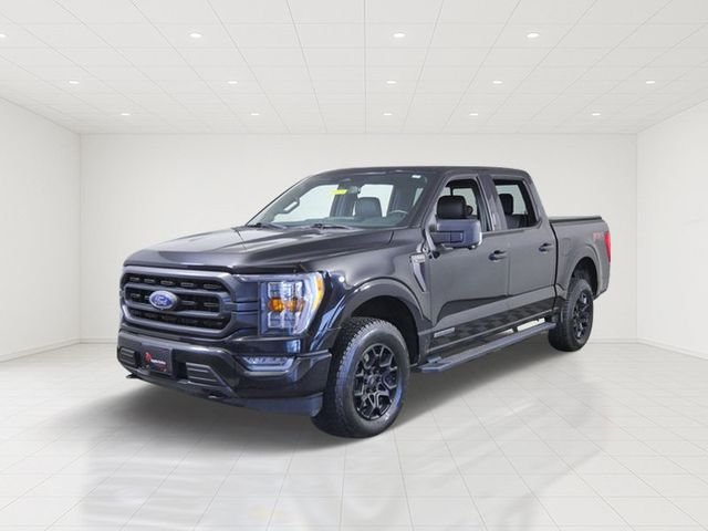 Used 2021 Black Ford XLT image 3