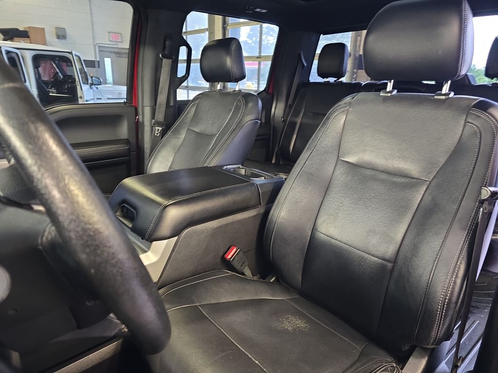 Used 2015 Red Ford Lariat image 16
