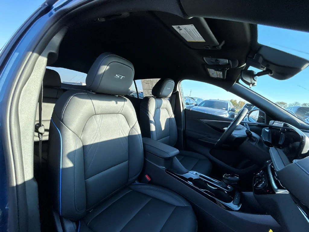 2026 Buick Envista Sport Touring - Photo 35