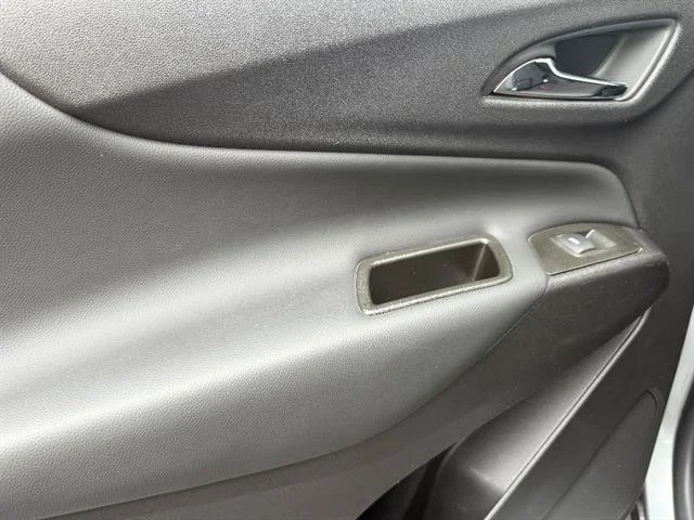 2024 Chevrolet Equinox LT - Photo 21