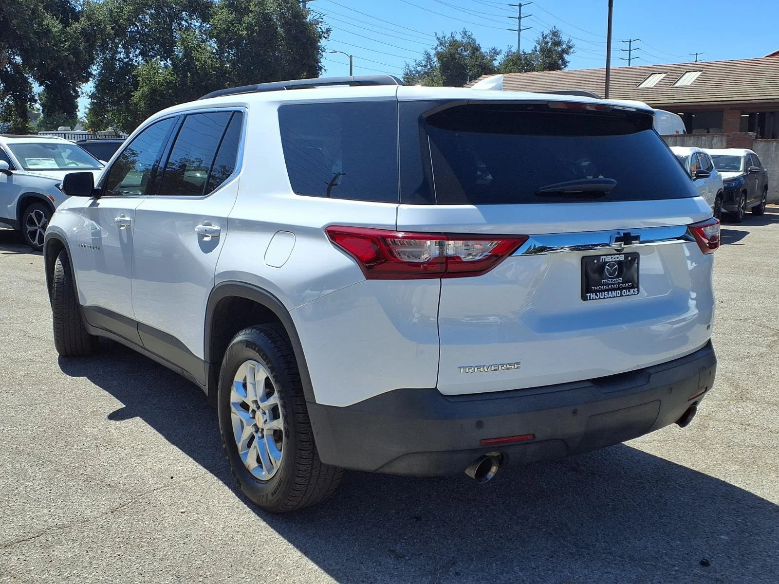 Used 2019 White Chevrolet 3LT image 5