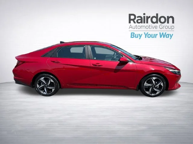 Used 2023 Scarlet Red Pearl Hyundai SEL image 9