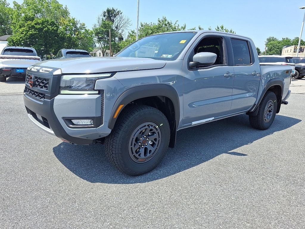 2026 Nissan Frontier — photo 2