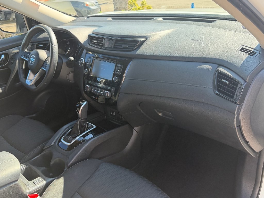 Used 2019 White Nissan SV image 20