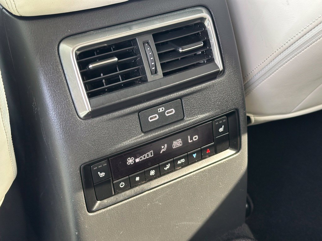 Used 2024 Silver Mazda Premium Plus image 18