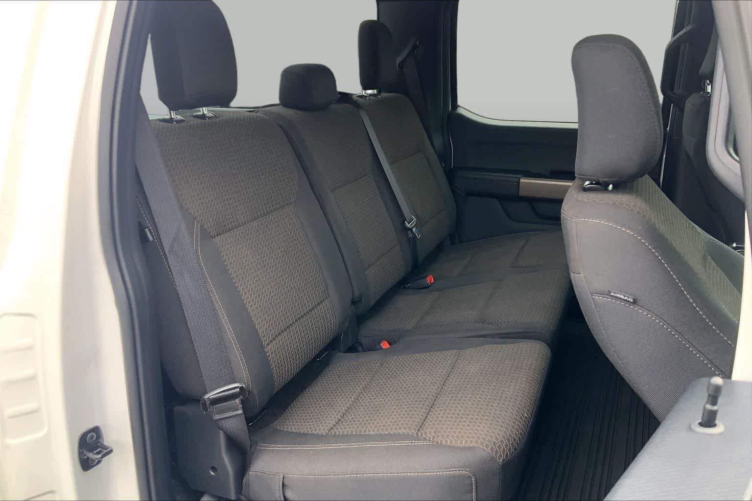 Used 2024 Oxford White Ford STX image 18