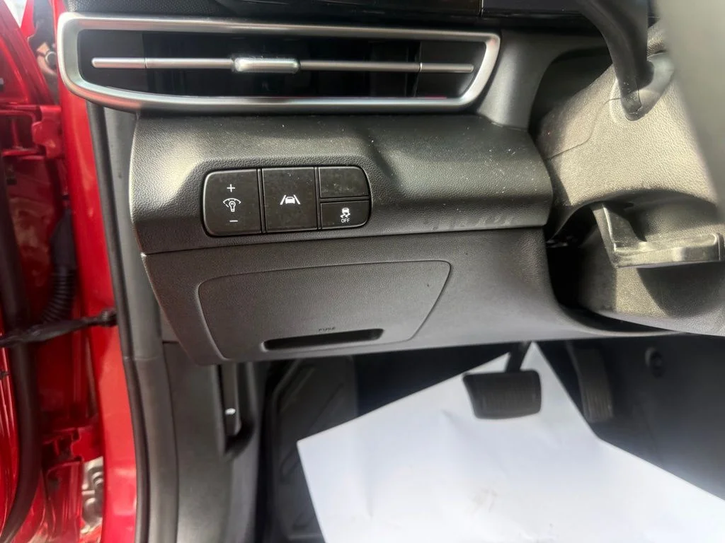 Used 2023 Red Hyundai Limited image 13