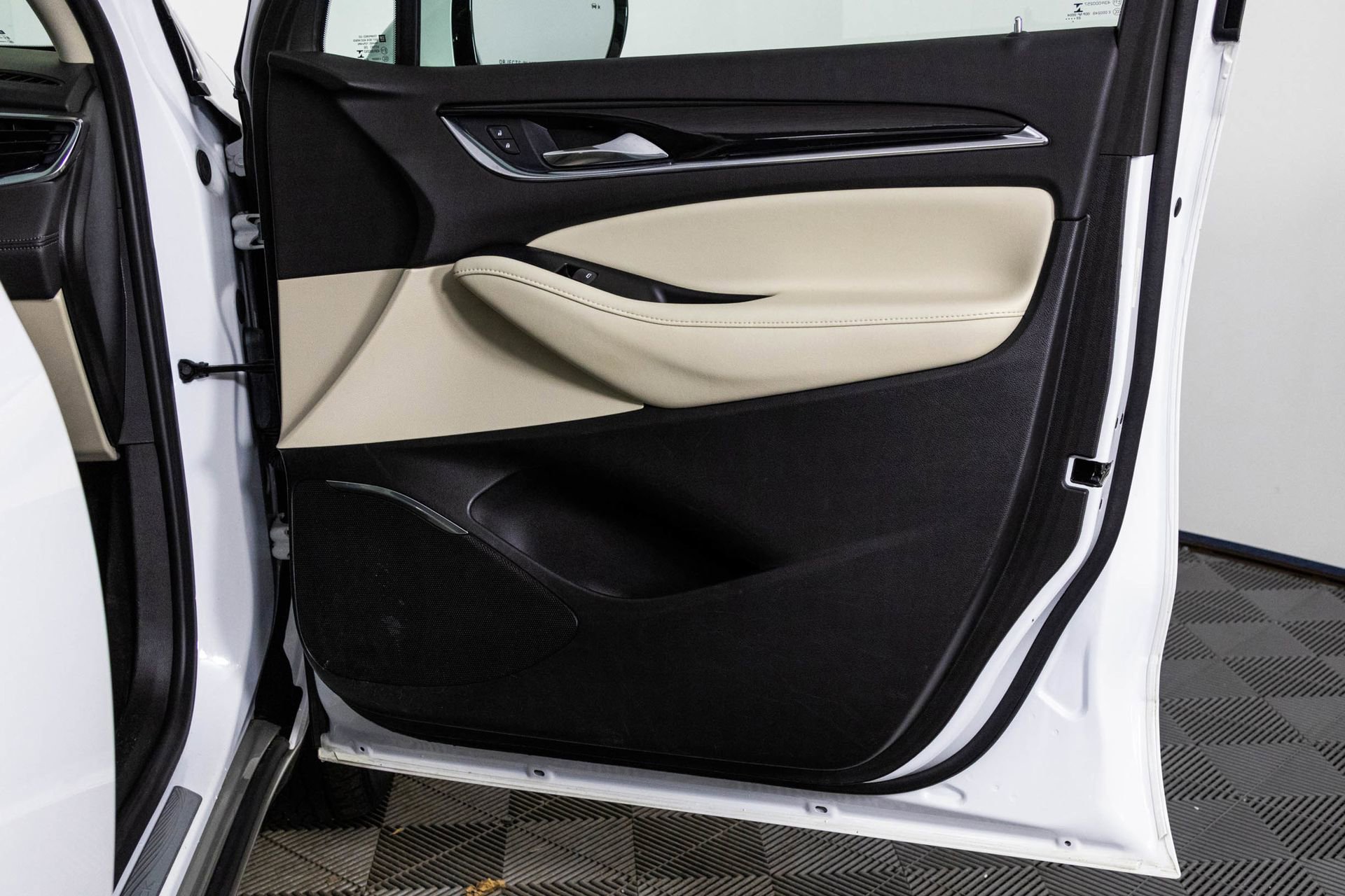 2023 BUICK ENCLAVE - Image 41