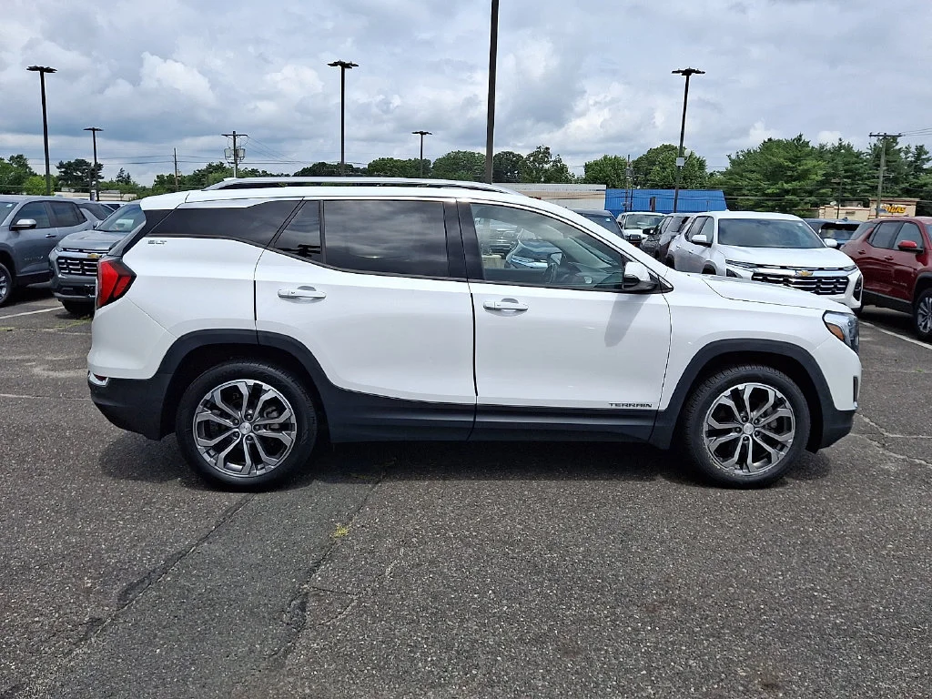Used 2020 SUMMIT WHITE GMC SLT image 13