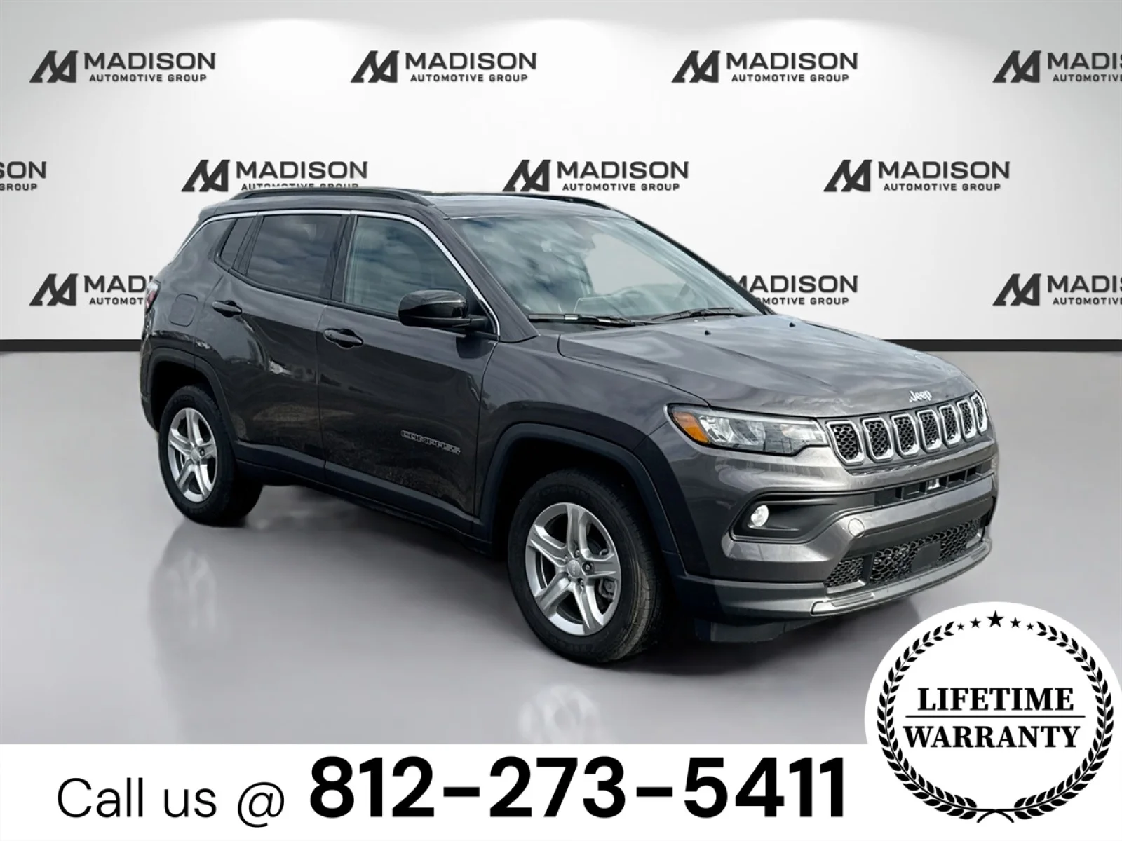 Used 2023 Gray Jeep Altitude image 3