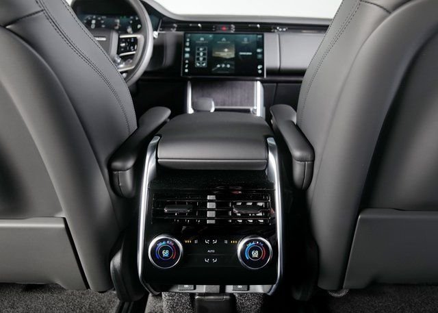 New 2026 Santorini Black Land Rover SE image 21