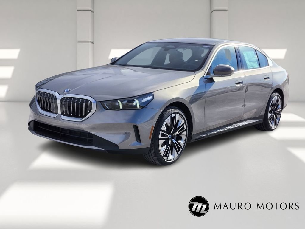 Used 2026 Gray BMW 530i xDrive image 7
