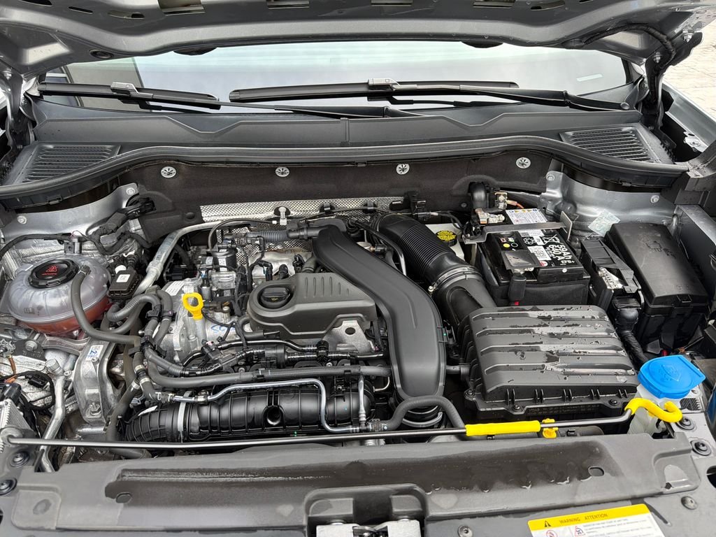 2024 Volkswagen Taos SEL - Photo 25