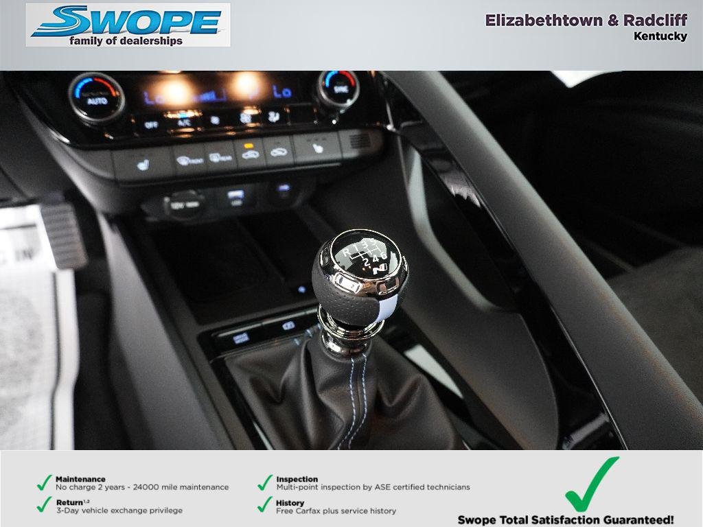 2025 Hyundai Elantra N - Photo 17