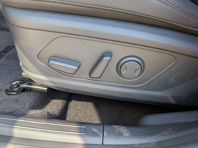 New 2027 Fusion Black Kia EX image 22