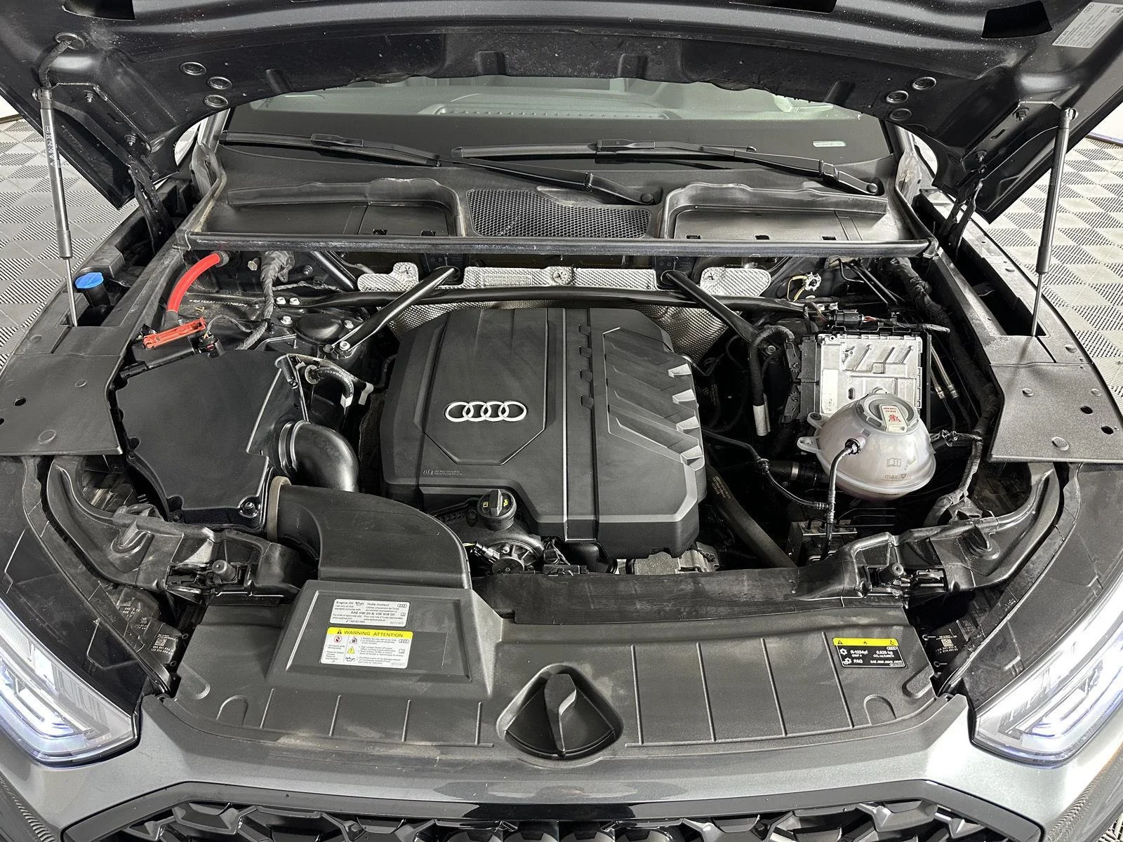 Used 2023 Daytona Gray Pearl Effect Audi S line Premium Plus image 28