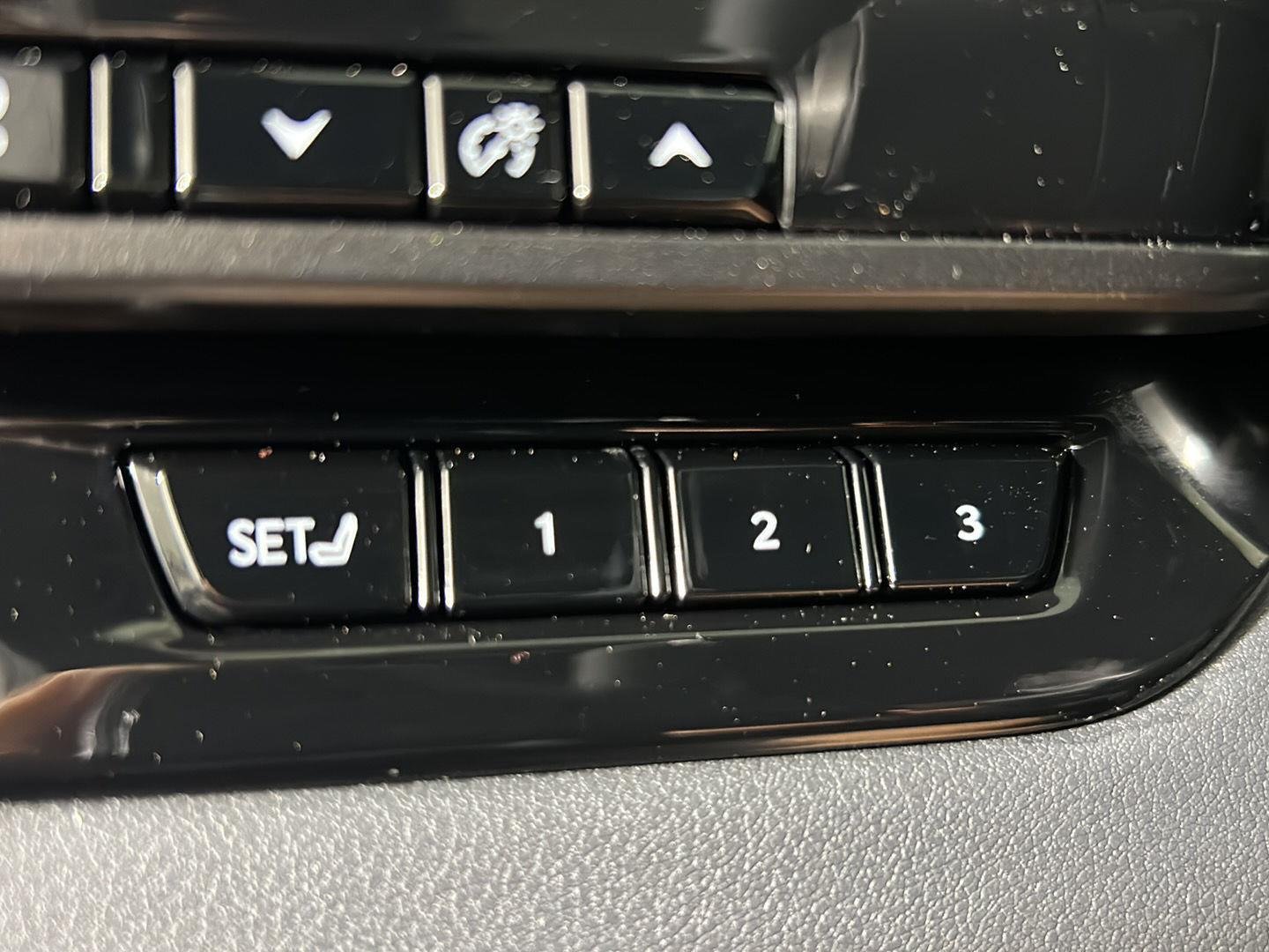 Used 2025 Nightfall Mica Lexus RX 350h Premium Plus image 29