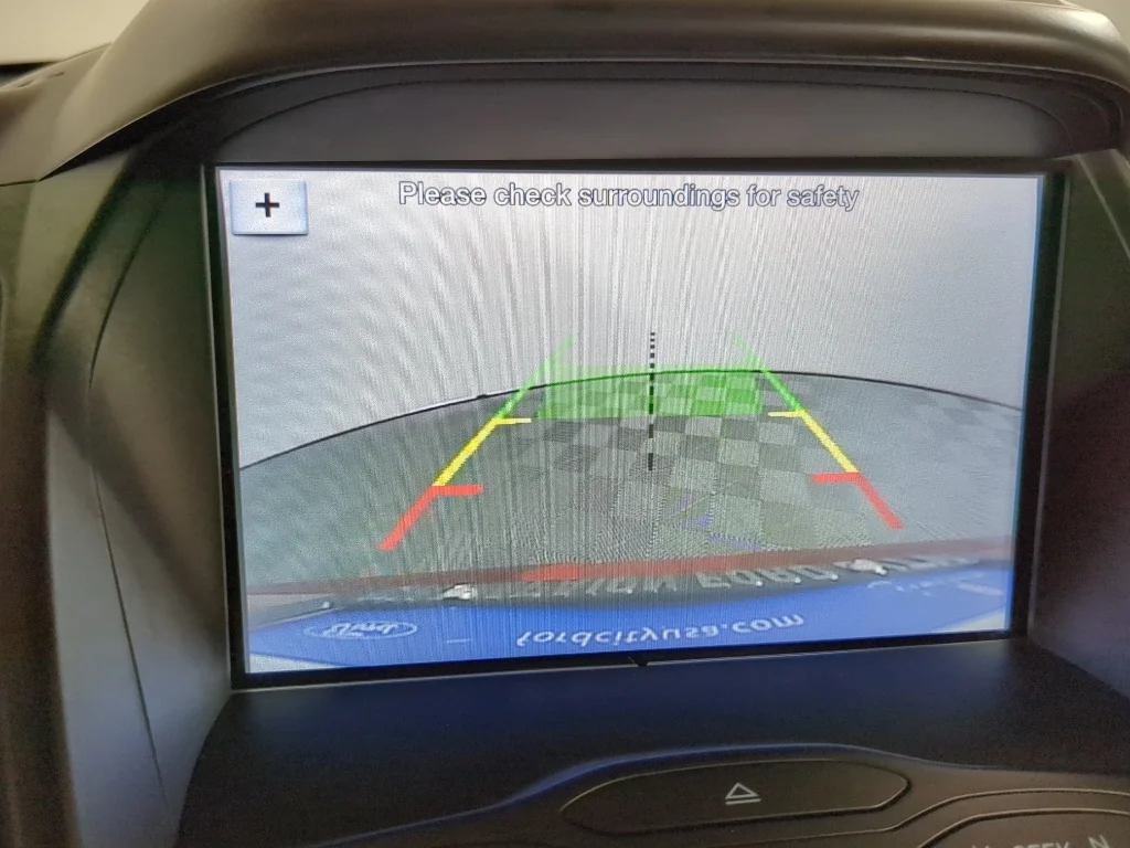 Used 2016 Red Ford SE image 29