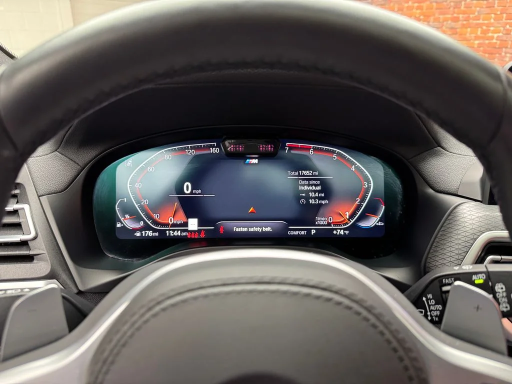 Used 2024 Black BMW xDrive30i image 17