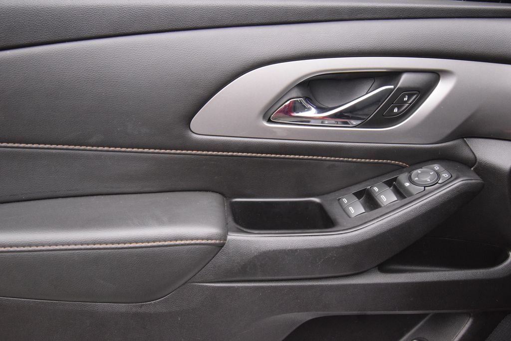 Used 2019 Red Chevrolet LT image 20