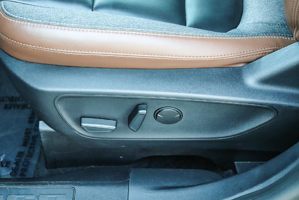 Used 2024 Gray Metallic Ford Outer Banks image 24
