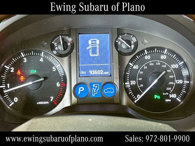 Used 2019 White Lexus 460 image 12