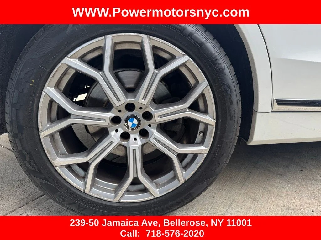 Used 2022 White BMW xDrive40i image 18
