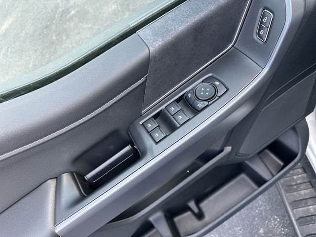 New 2026 White Ford XLT image 17