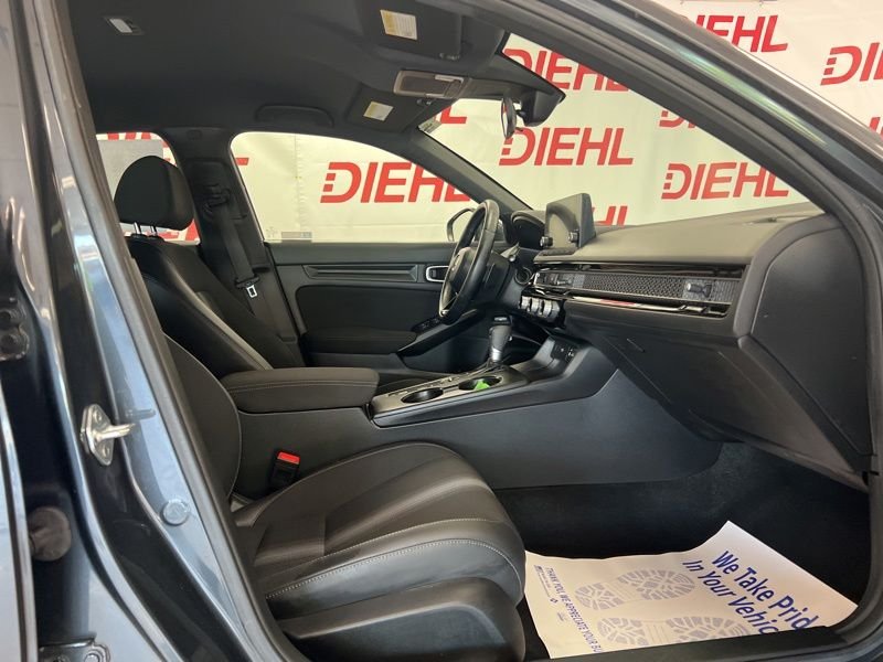 Used 2024  Honda Sport image 12