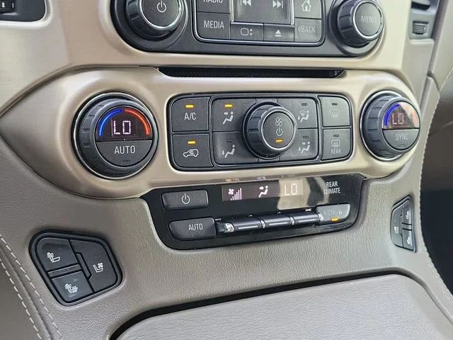 2019 GMC Yukon Denali - Photo 38