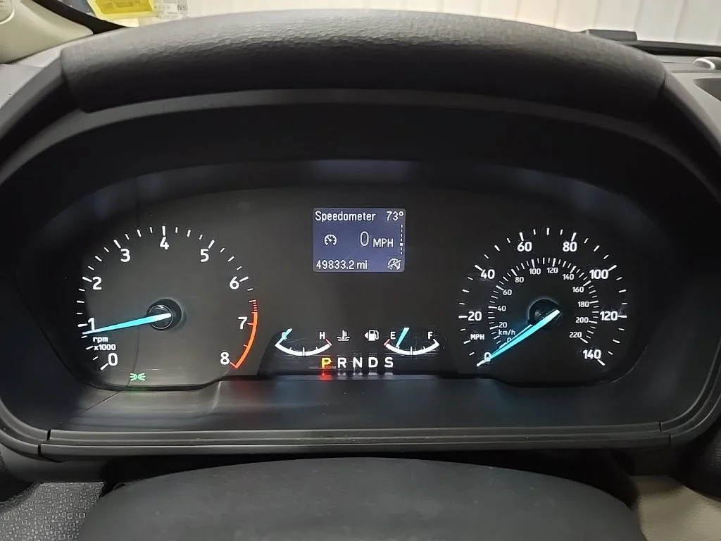 Used 2022 White Ford S image 26