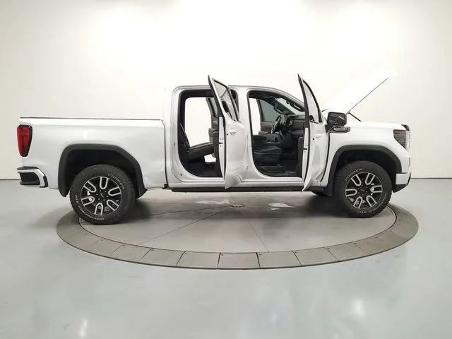 Used 2022 Summit White GMC AT4 image 16