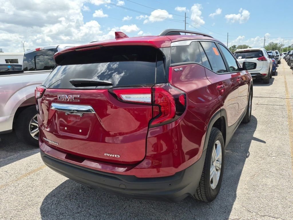 Used 2023 Red GMC SLE image 10