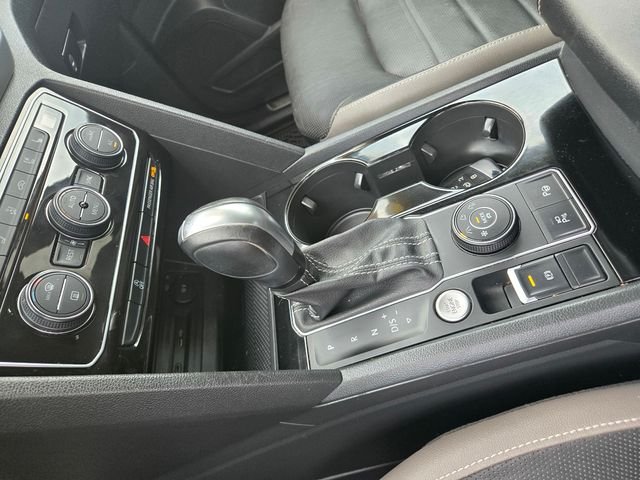 Used 2021 Gray Volkswagen 3.6L V6 SEL Premium R-Line image 13