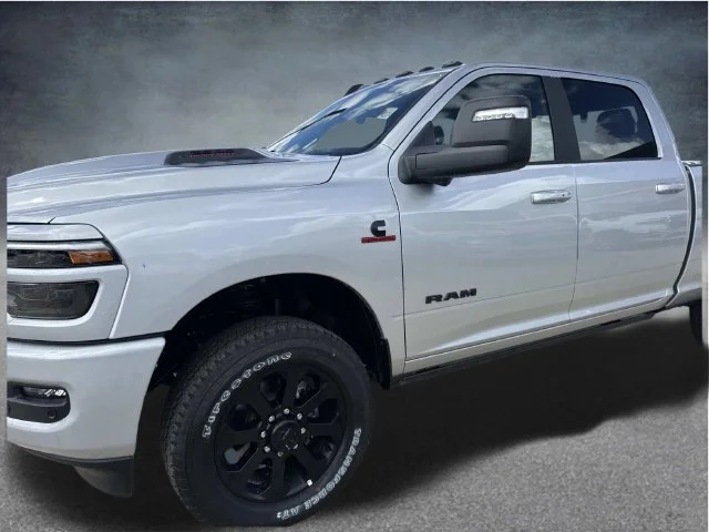 New 2027 Silver-Zynith Exterior Paint RAM Laramie image 10