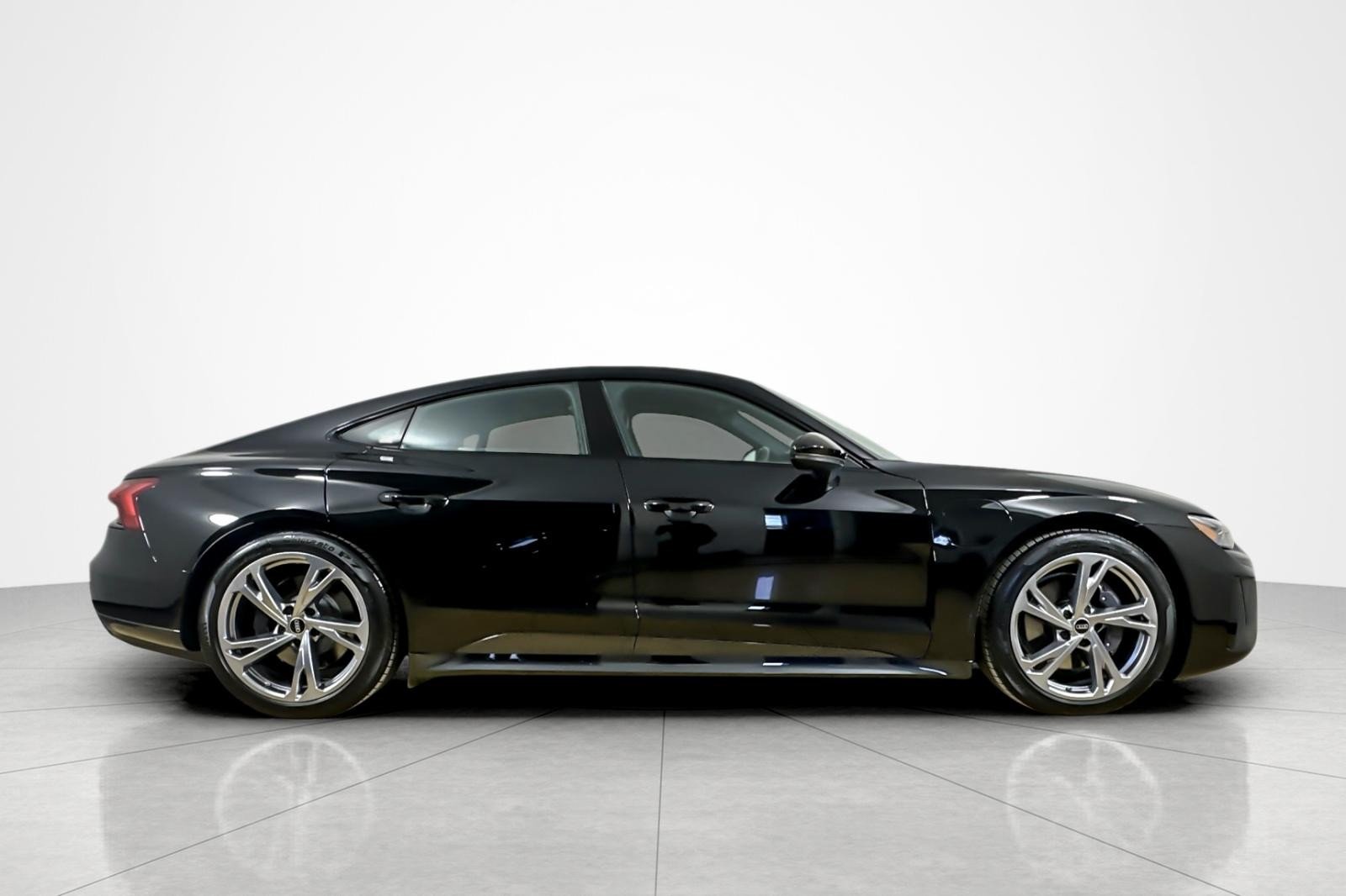 Used 2024 Mythos Black Metallic Audi Premium Plus quattro image 6