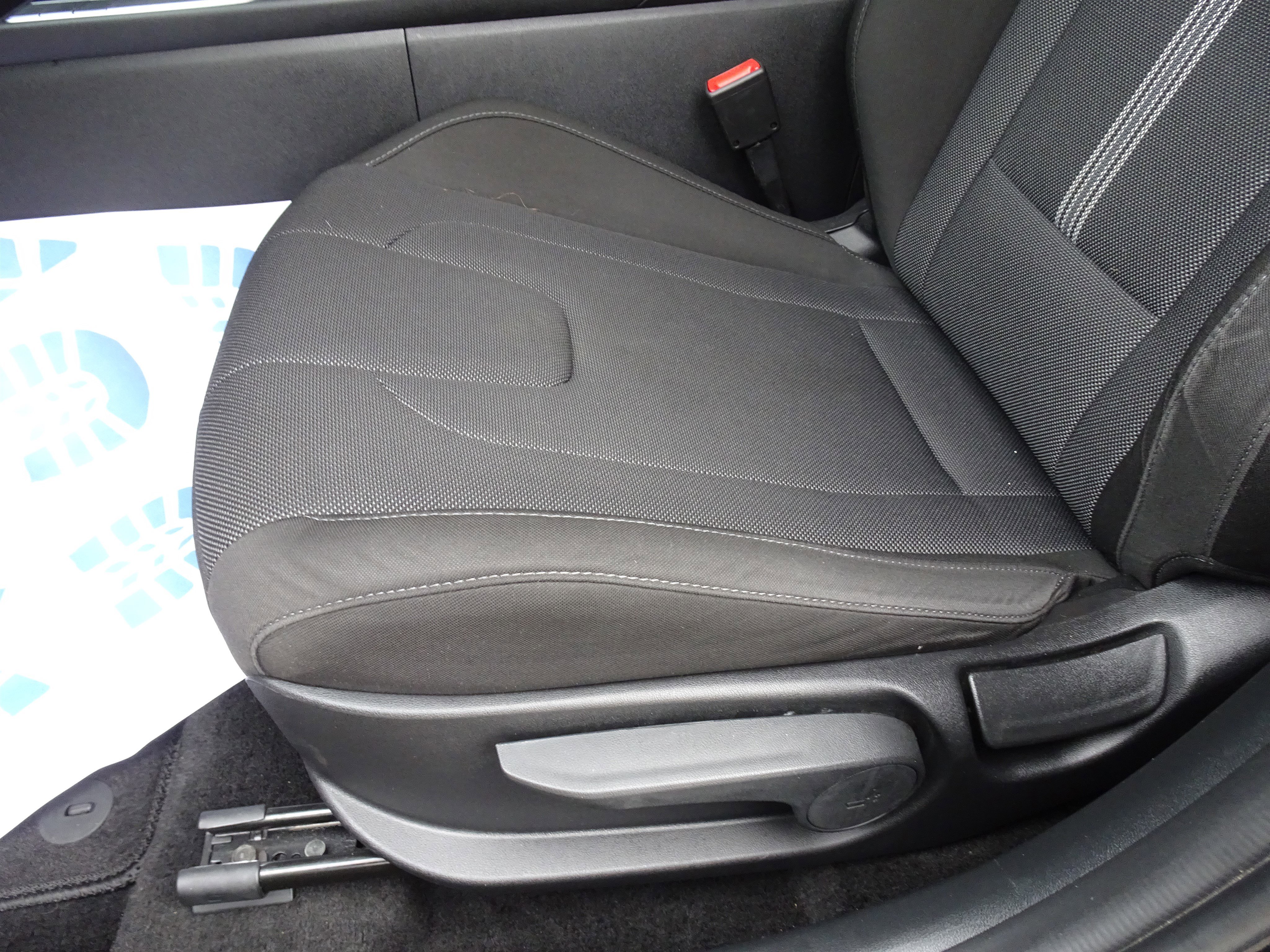 Certified Used 2024 Abyss Black Hyundai SE image 9