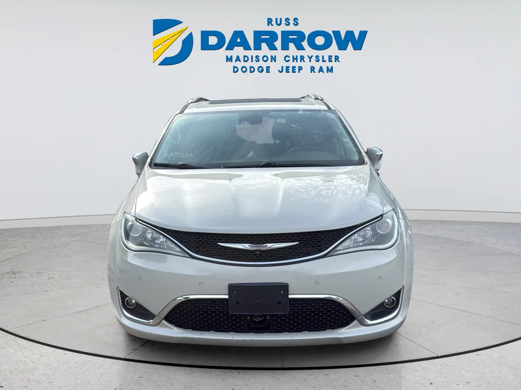 Certified Used 2019 White Chrysler Limited image 8