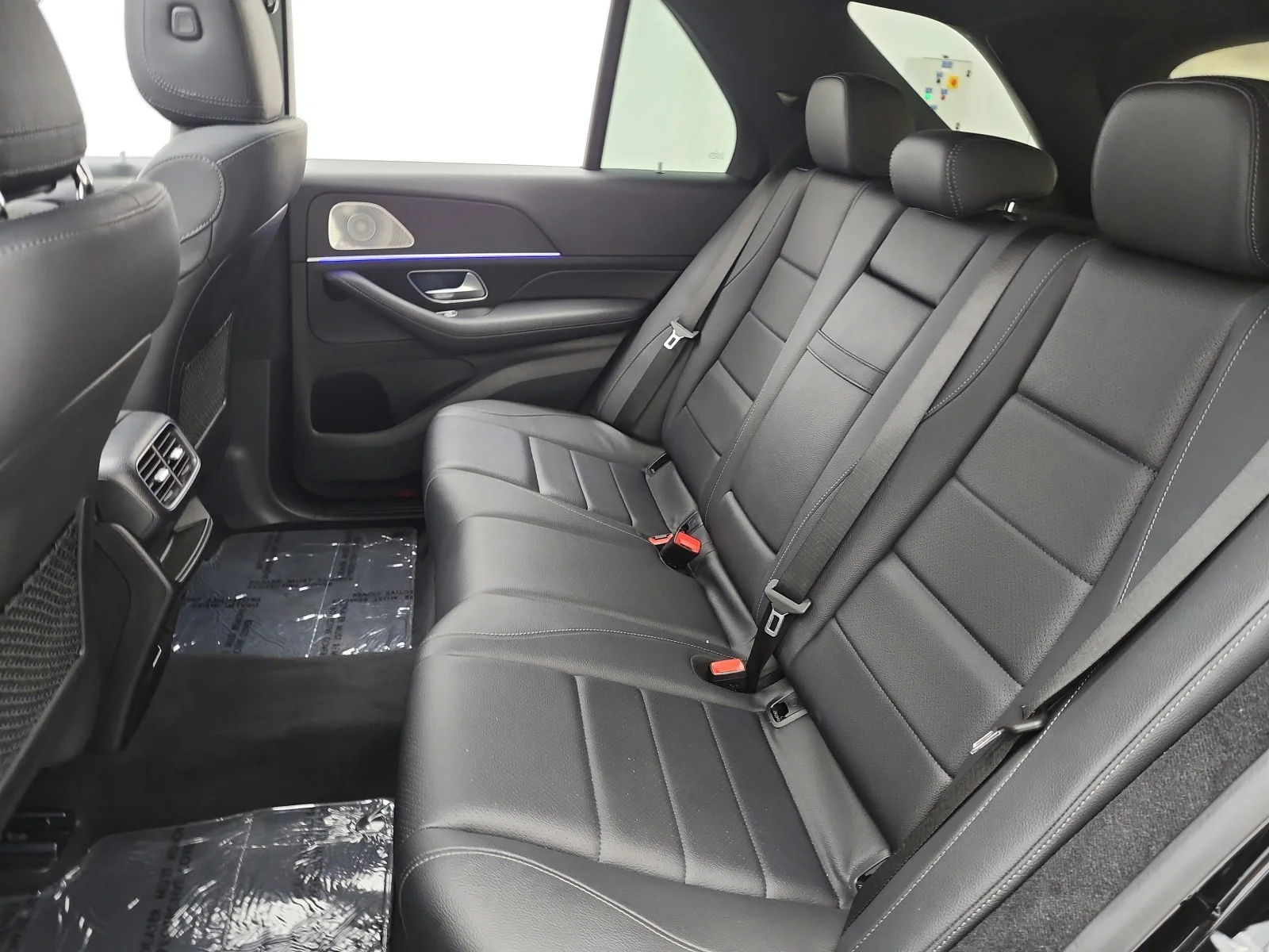 Used 2024 Black Mercedes-Benz GLE 350 4MATIC® SUV image 13